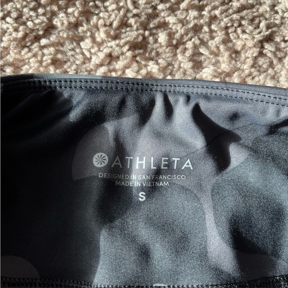 Athleta High Waisted leggings - Picture 4 of 6
